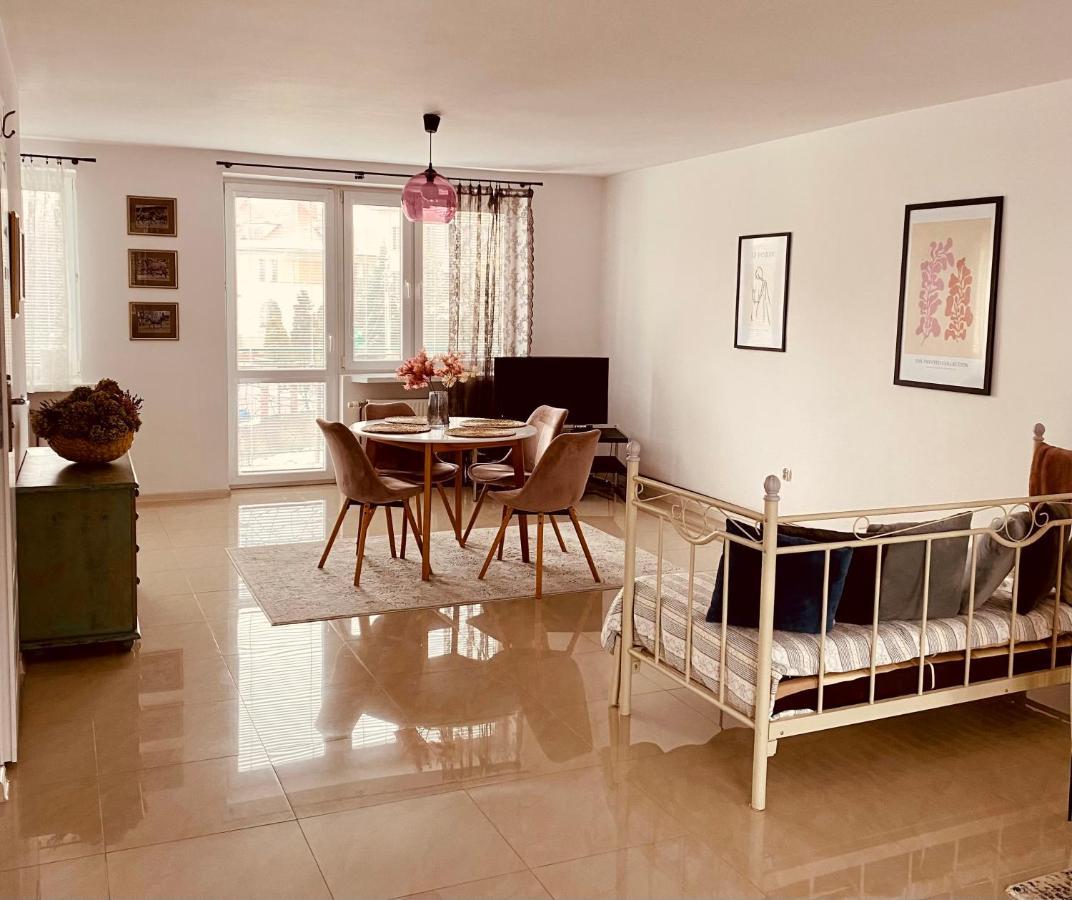 Apartamenty Cud Miód Krosno Exterior foto